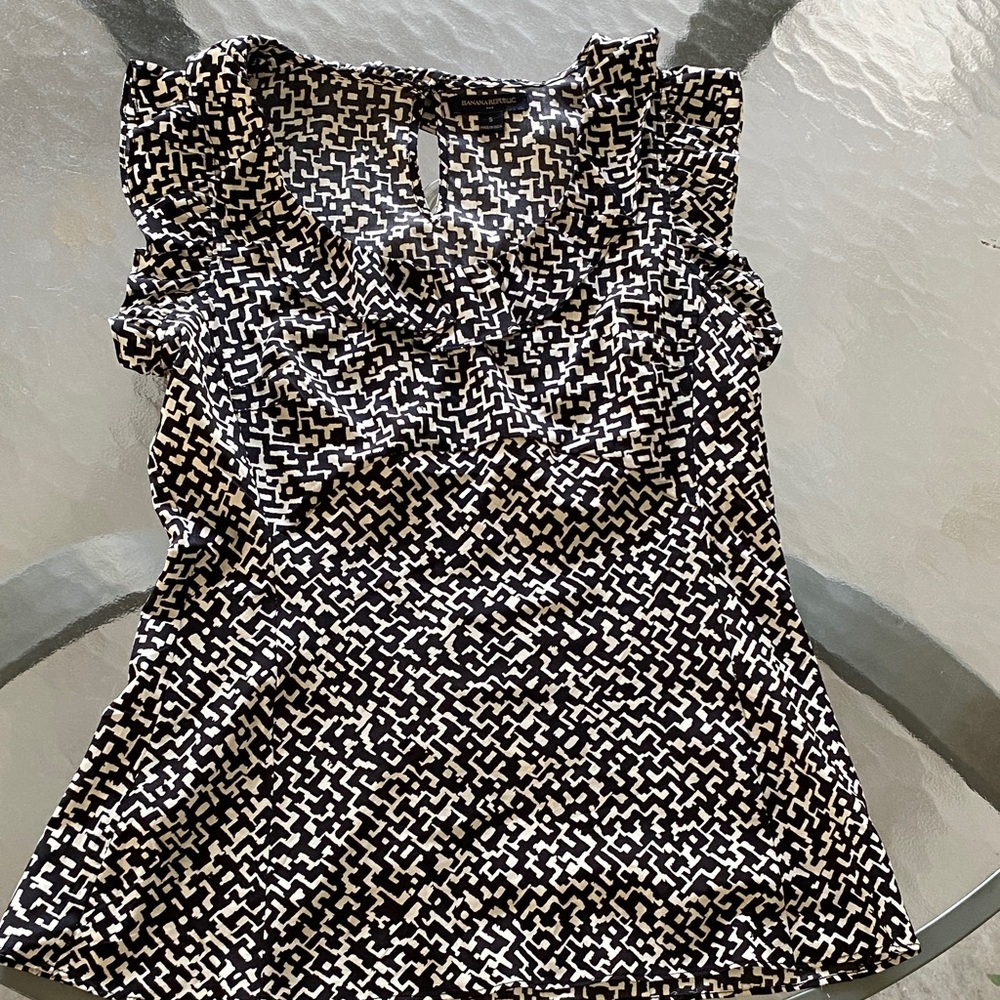Banana Republic Black and White Patterned Blouse